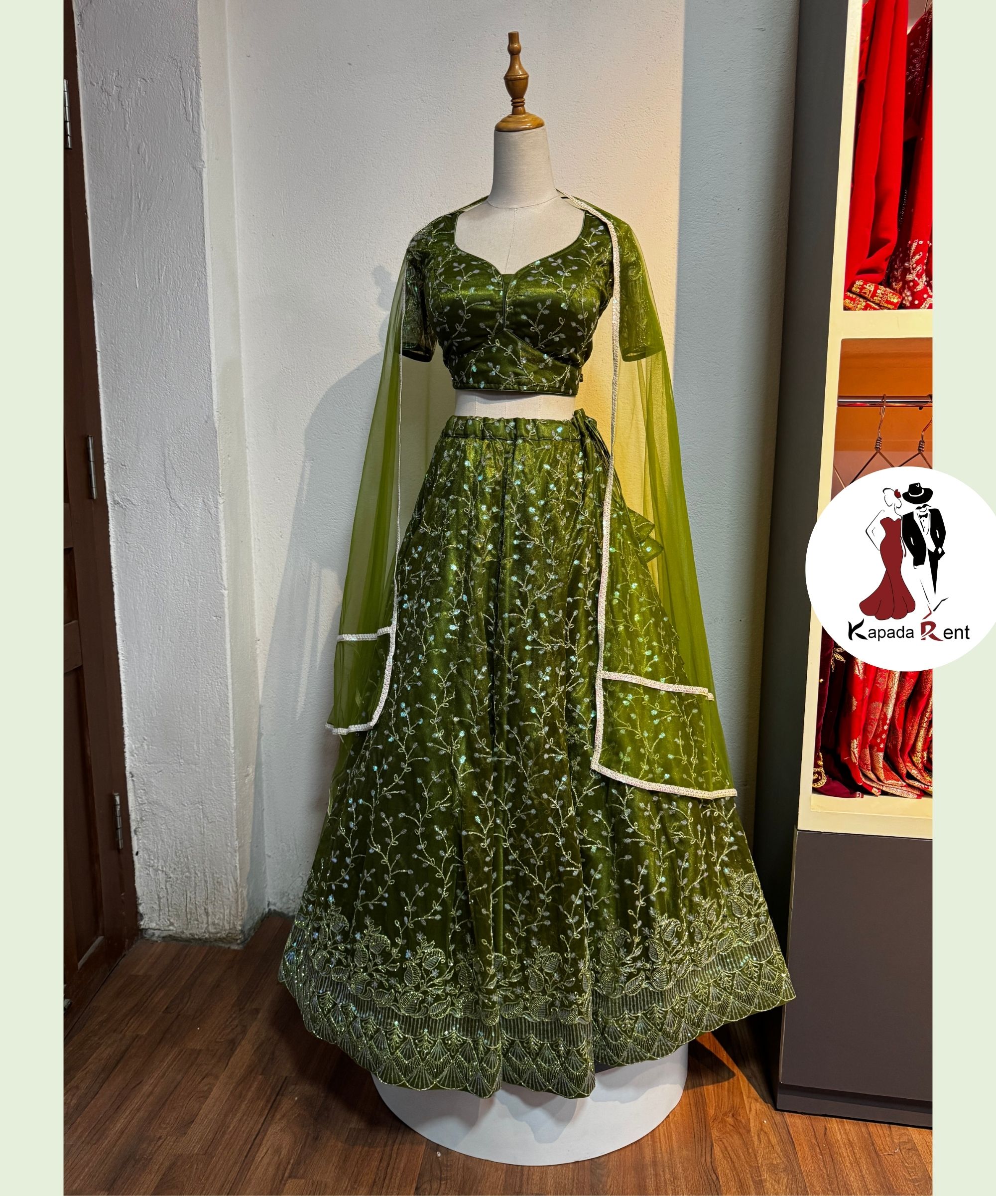 Maximum Green Border Lehenga
